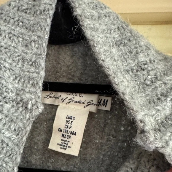 H&M Oversized Funnel Neck Sweater - Picture 4 of 7